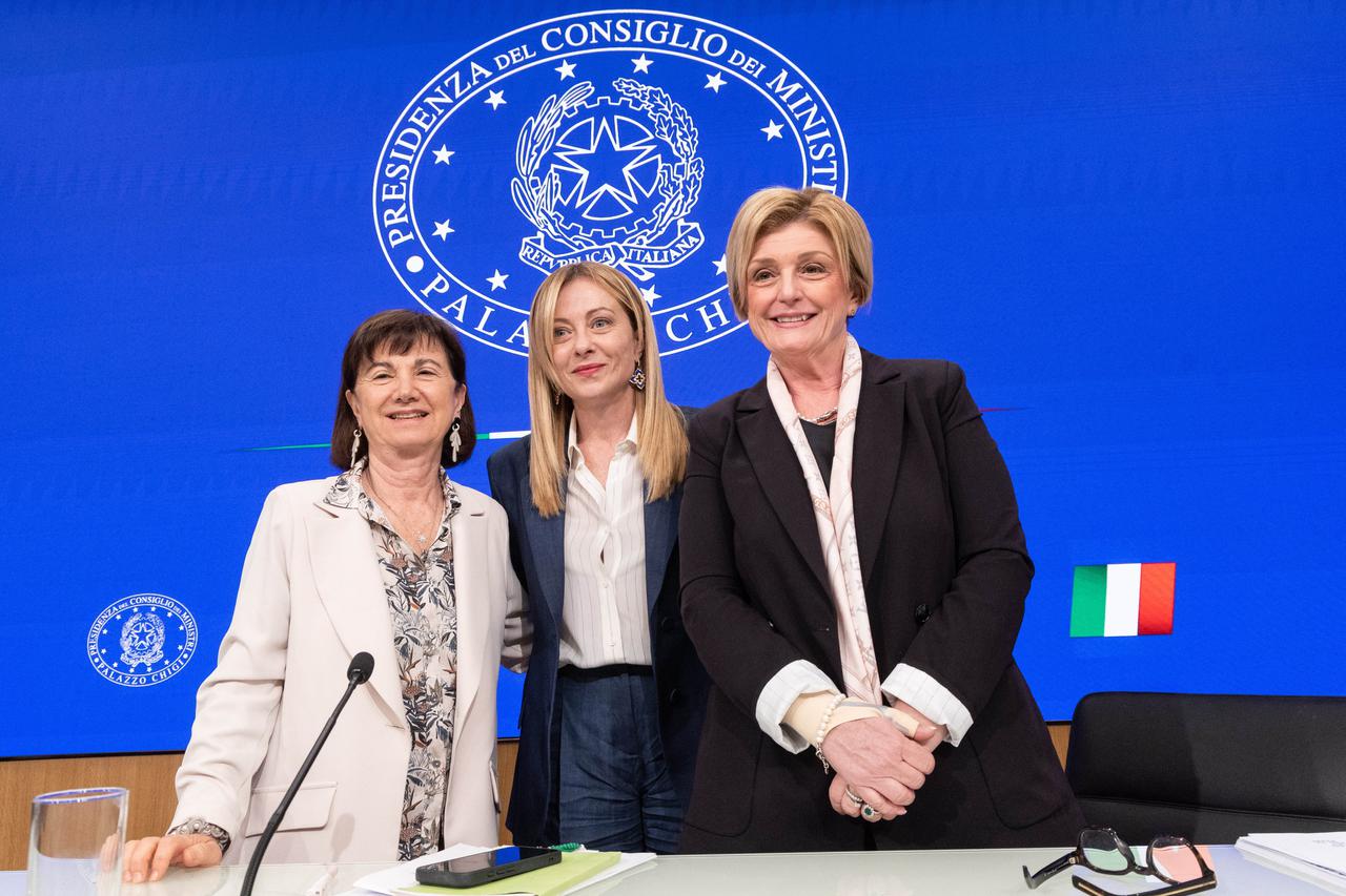 ITA, Palazzo Chigi, PK nach Sitzung des Ministerrates