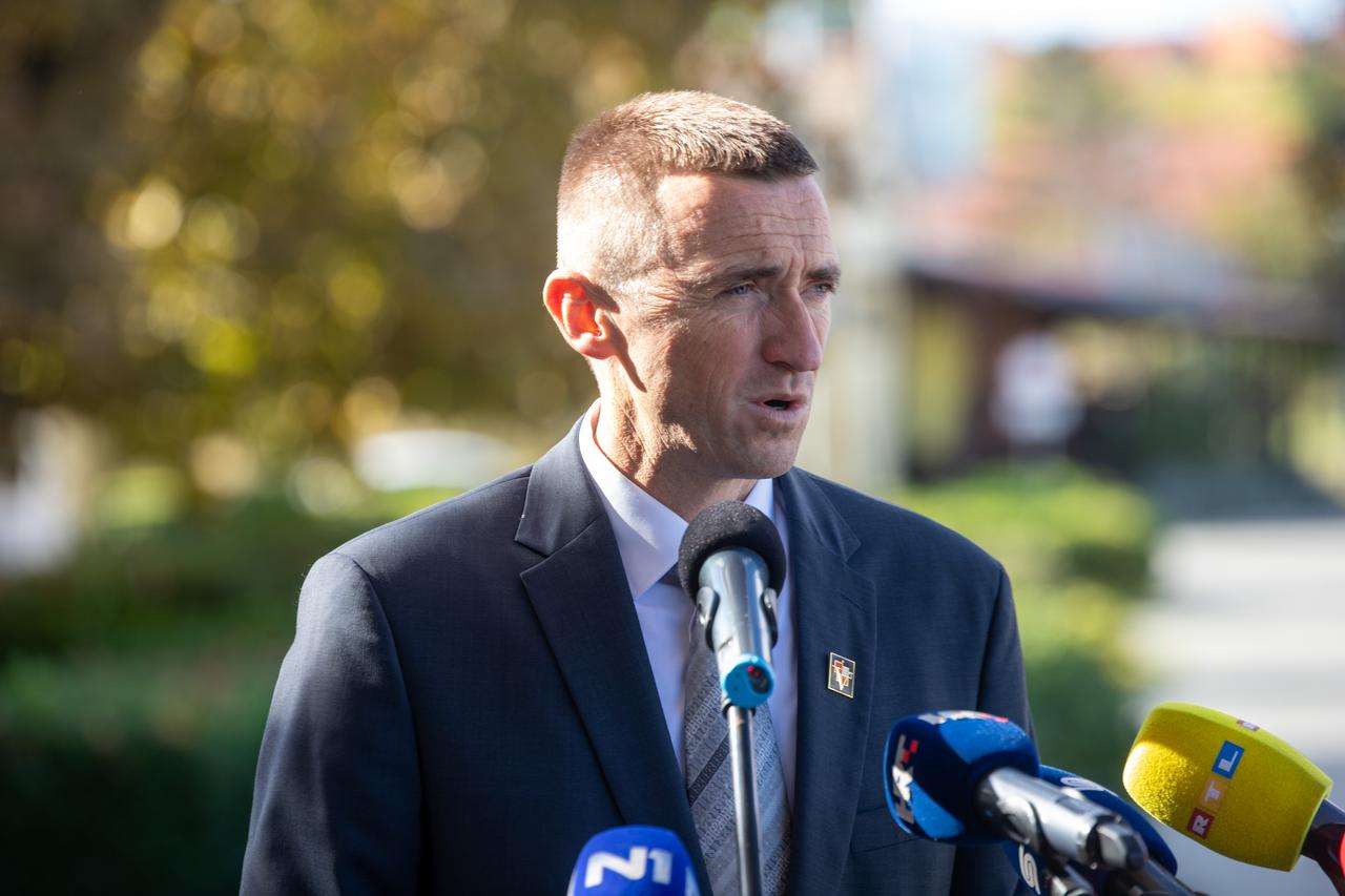 Vukovar: Svečano otkrivanje spomen-ploče "Harrisonovo cvijeće"