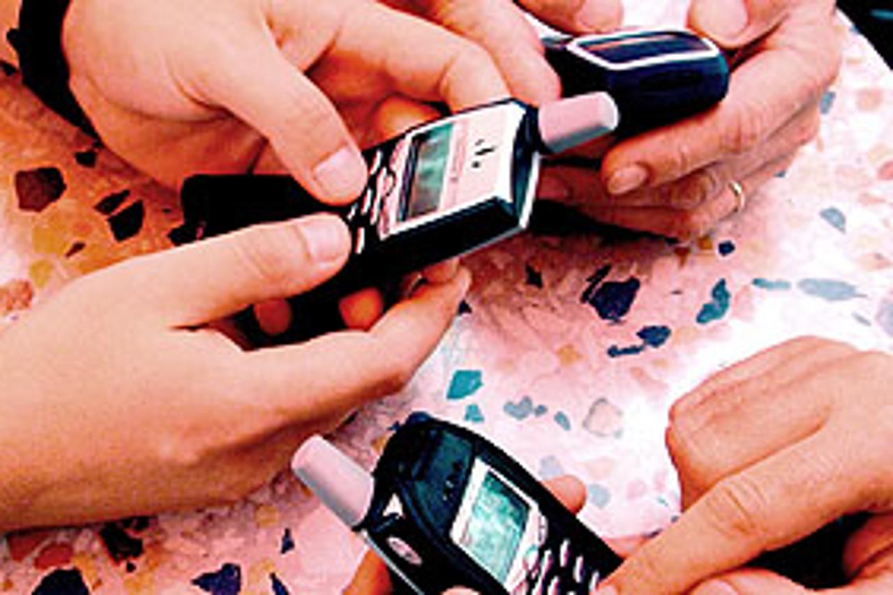 mobiteliweb.jpg