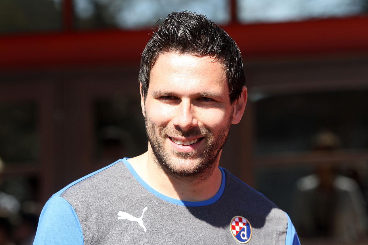 20.03.2014., Cakovec - Igraci GNK Dinamo Zagreb prisustvovali manifestaciji Dan zdravog osmijeha. Jerko Leko. Photo: Vjeran Zganec Rogulja/PIXSELL