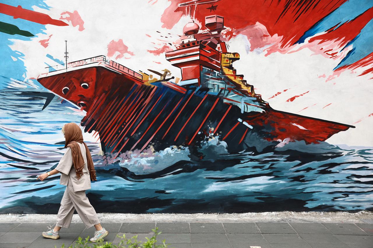 storyeditor/2026-04-15/2026-04-12T102645Z_1880744074_RC2JNKAVVT07_RTRMADP_3_IRAN-CRISIS-CEASEFIRE__1_.JPG