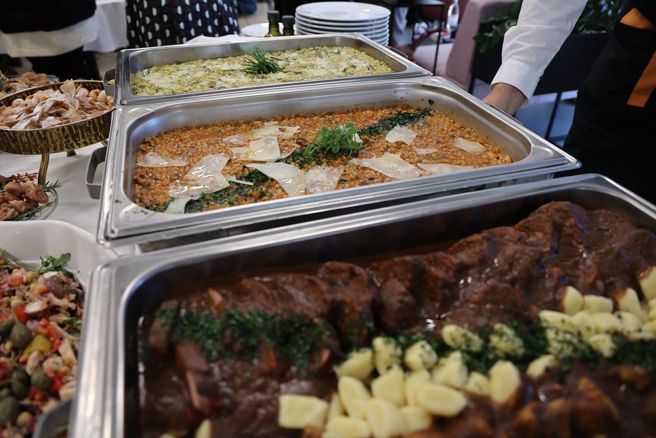 Split: Paljenje prve svijeće na Gastro adventu