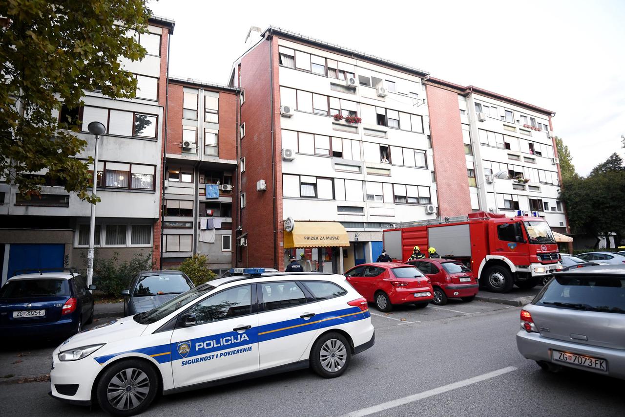 Zagreb: U požaru stana u Španskom poginuo muškarac, žena opečena 