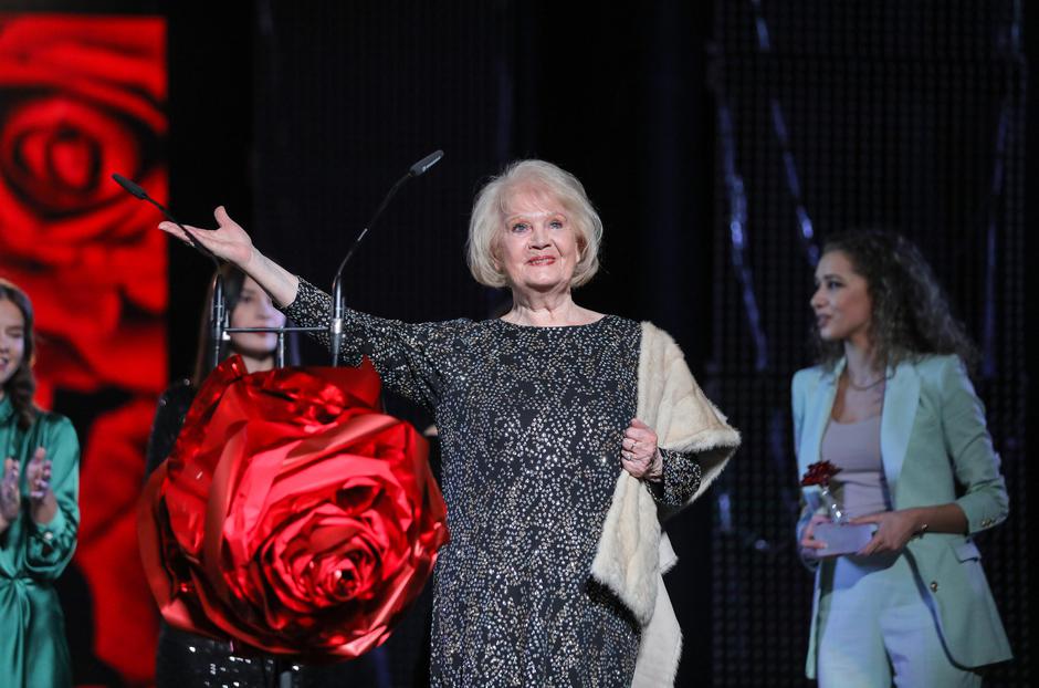 Večernjakova ruža: Mirjana Bohanec Vidović