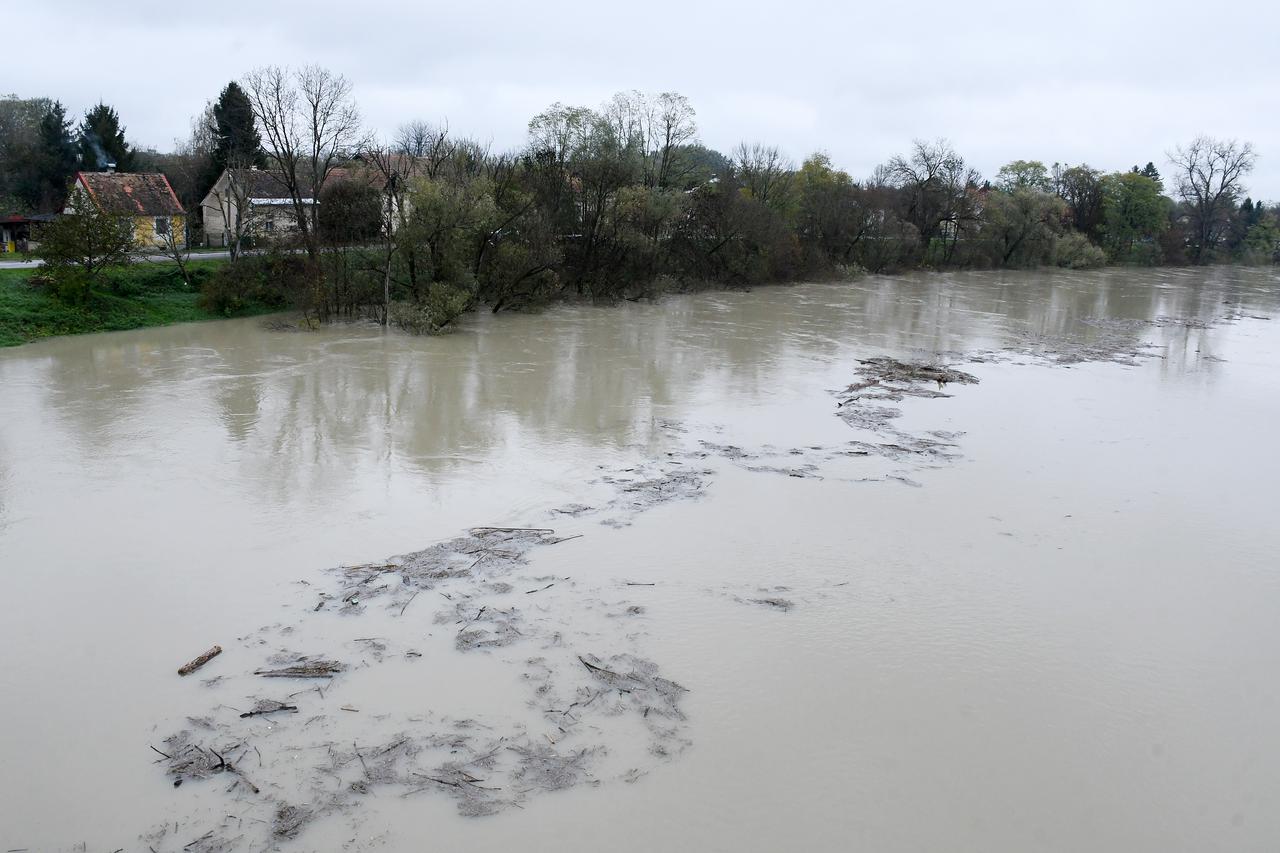 Sisak: Vodostaj rijeke Save u laganom je porastu