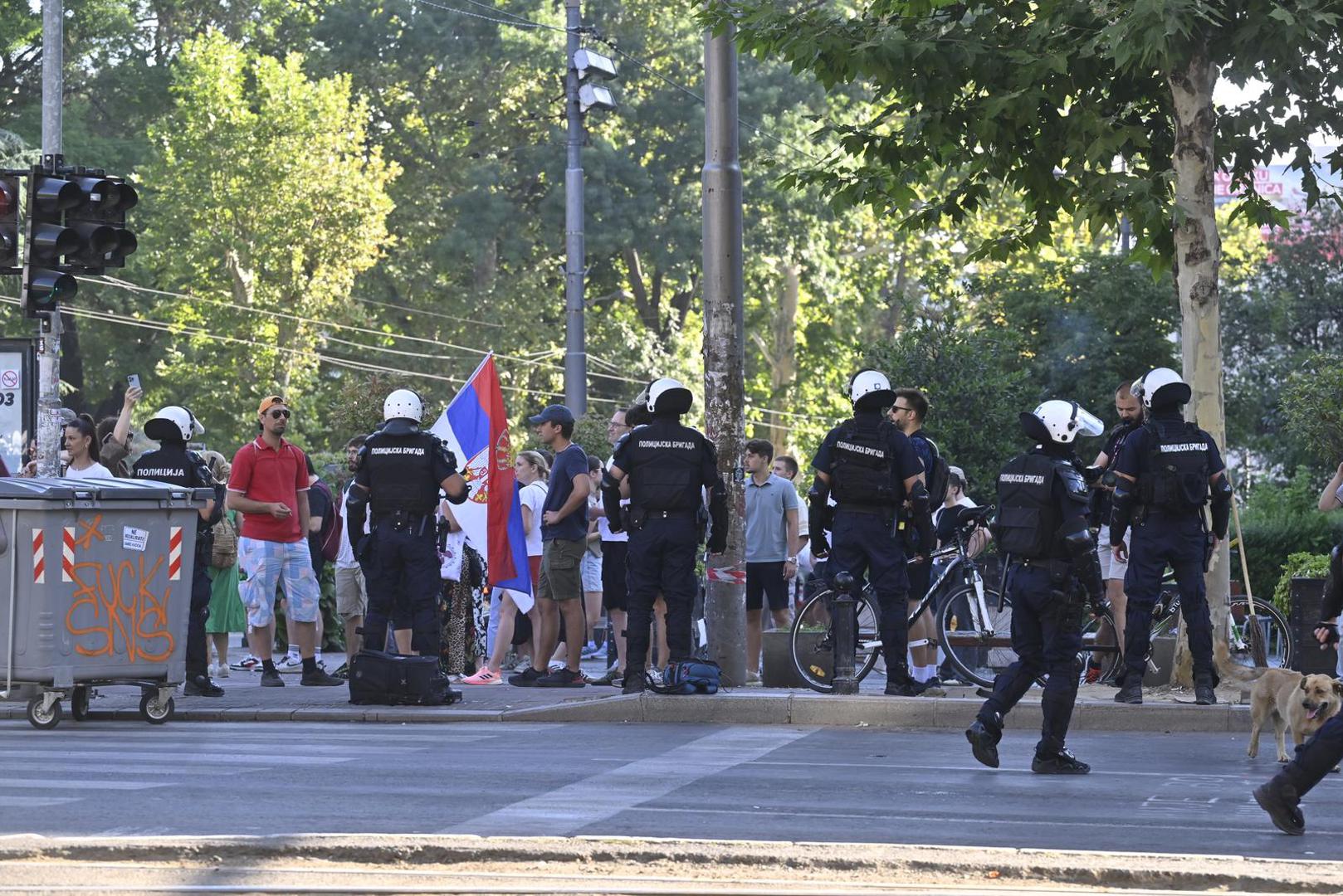 04, July, 2025, Belgrade - The police broke up the blockade at the Faculty of Law a few minutes after 7 am. Photo: M.M./ATAImages

04, jul, 2025, Beograd - Policija je nekoliko minuta posle 7 ujutro razbila blokadu kod Pravnog fakulteta. Photo: M.M./ATAImages Photo: M.M./ATAImages/PIXSELL