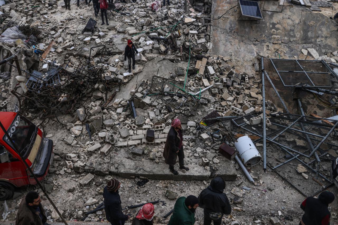 Potres magnitude 7.8 pogodio južnu Tursku i Siriju, stotine mrtvih i ozlijeđenih