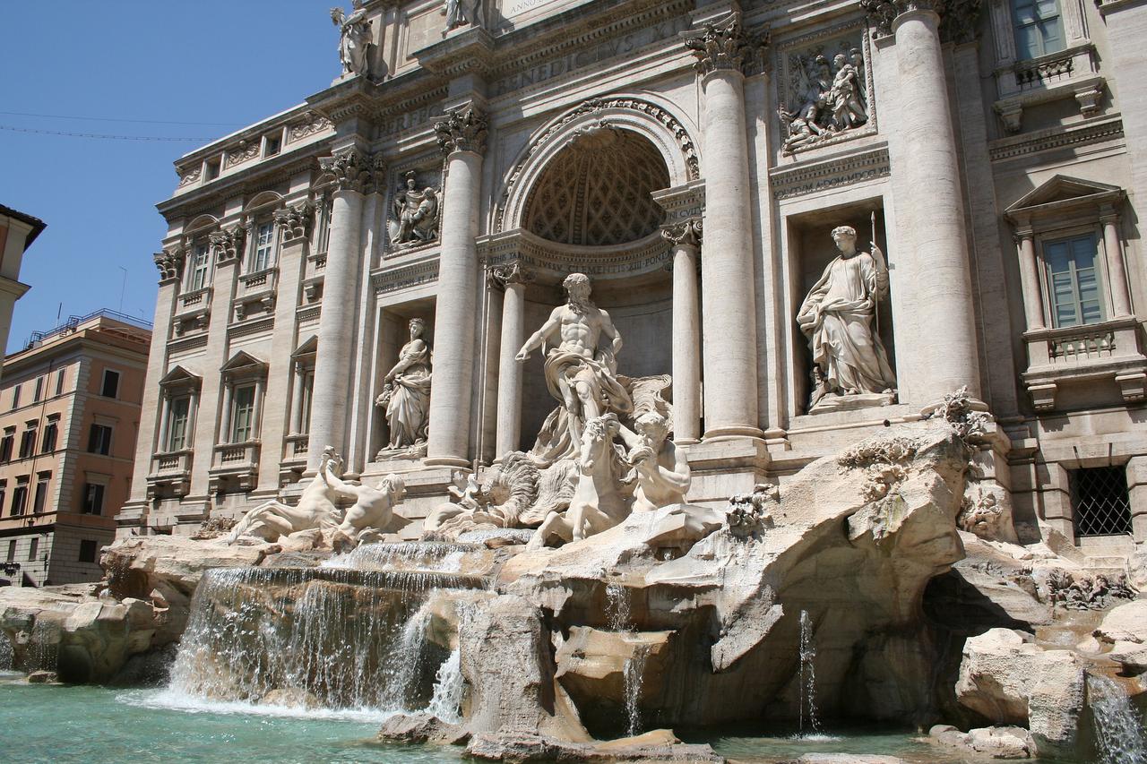 Rimska fontana Di Trevi