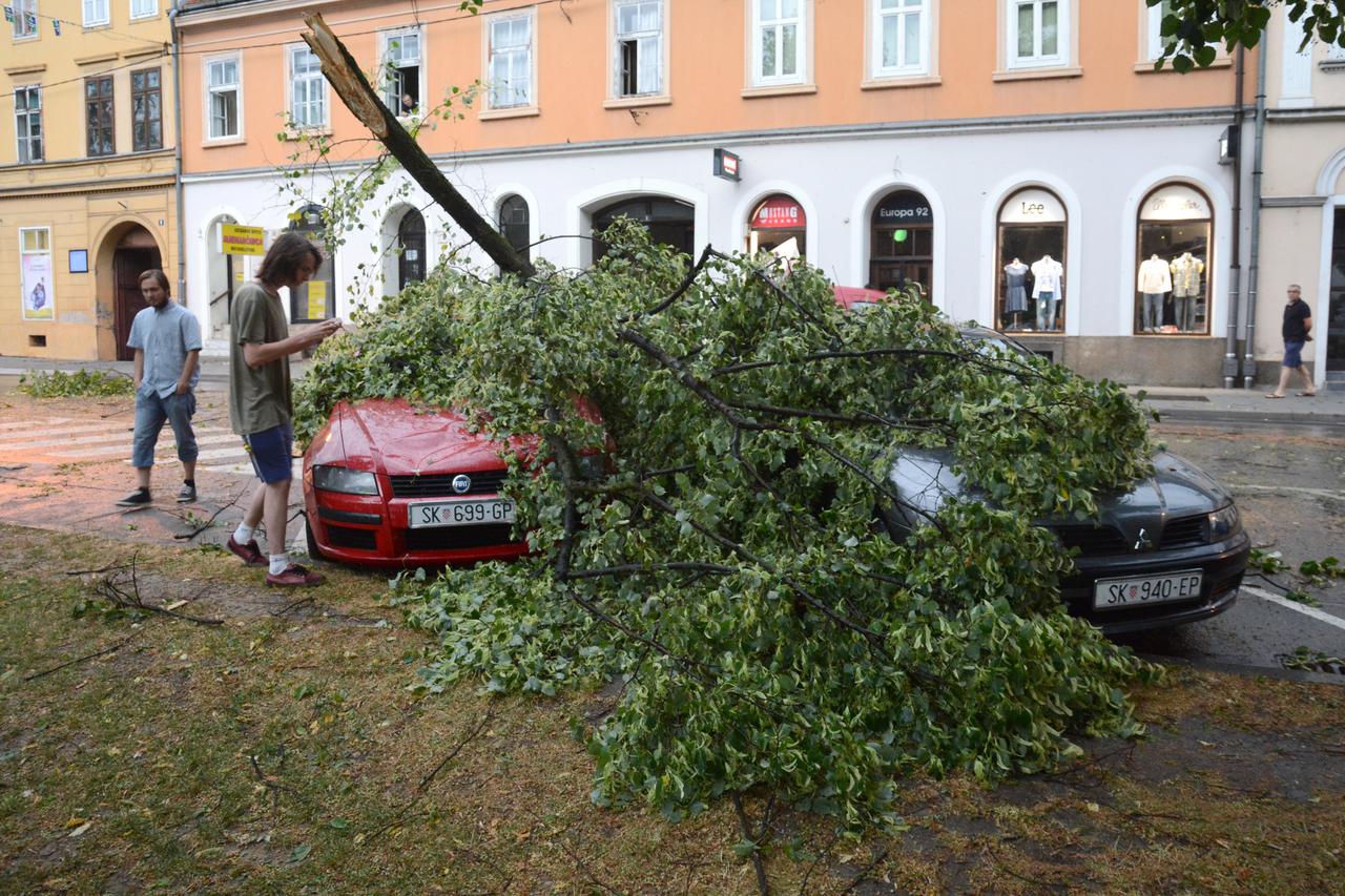 Posljedice nevremena u Sisku