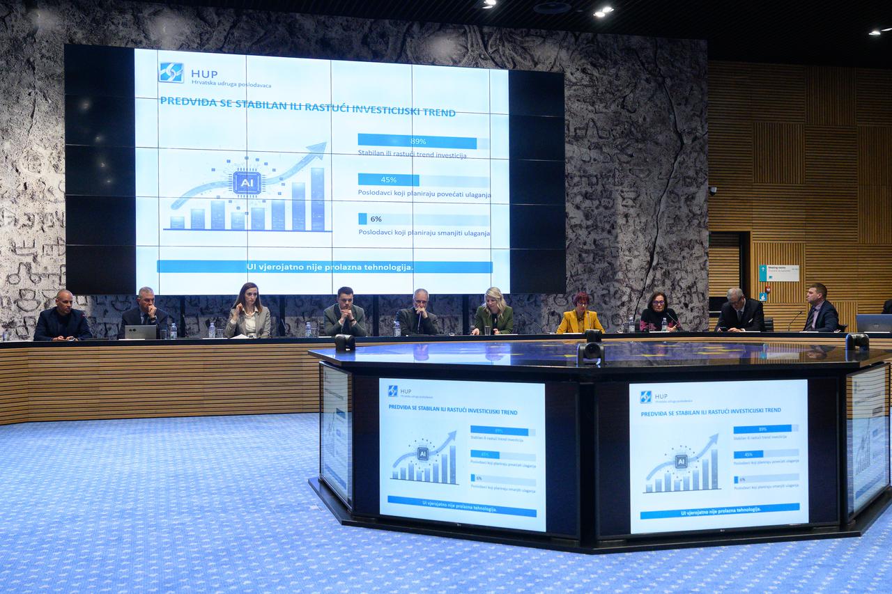 Zagreb: Okrugli stol  "KOD koji upravlja životima - demokratska kontrola algoritama na tržištu rada u Hrvatskoj"