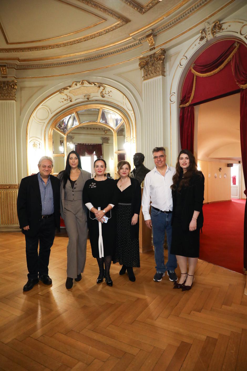 Kazališni doručan Carmen