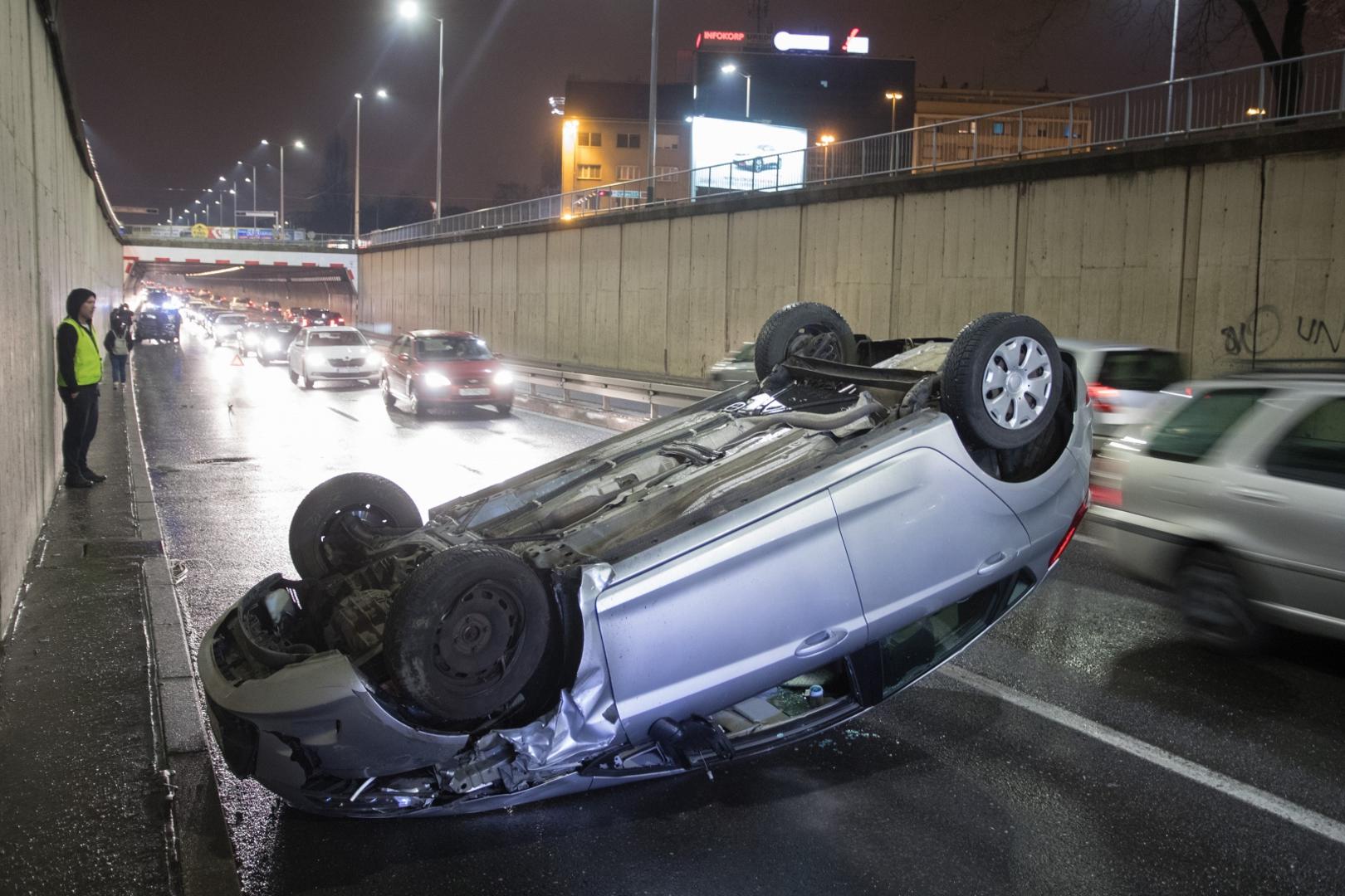 Policija obavlja očevid