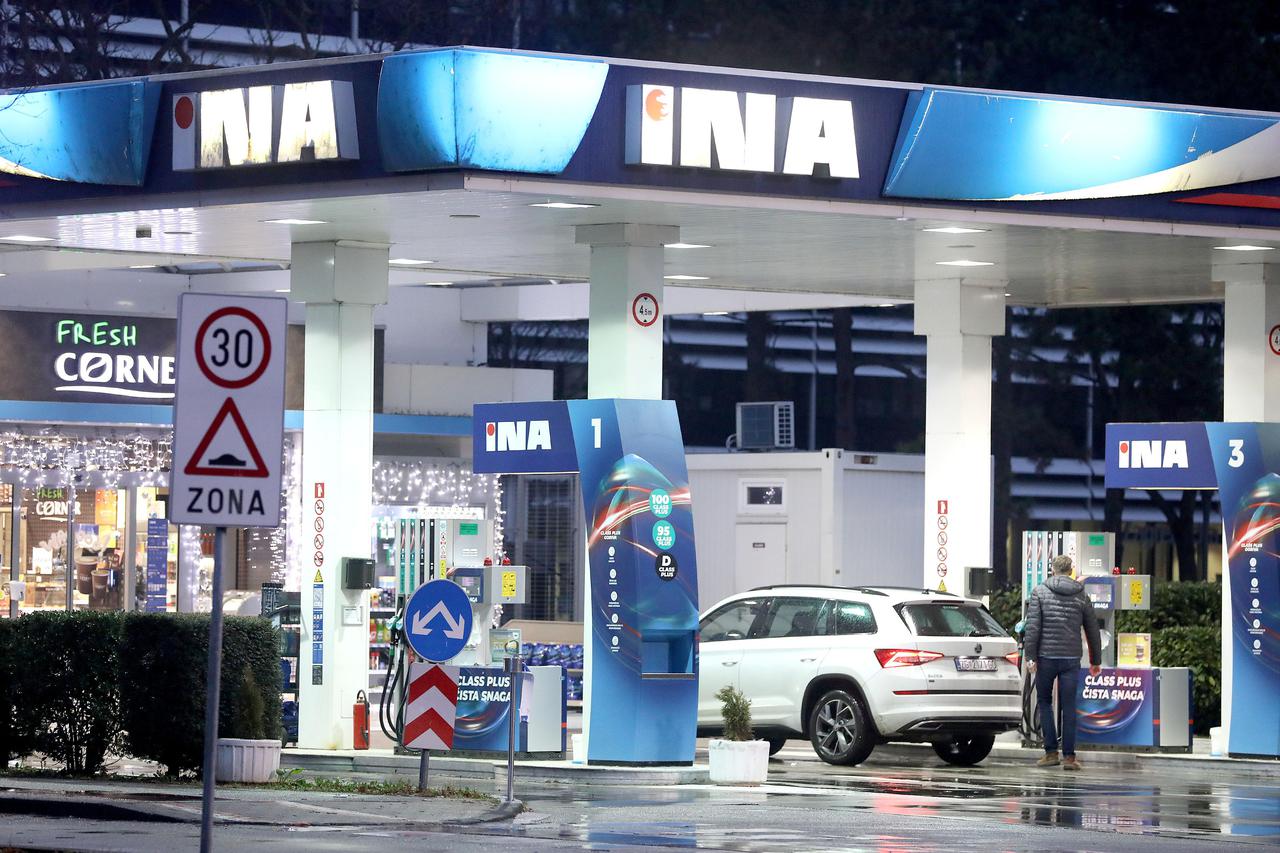 Od danas se gorivo na benzinskim postajama u Hrvatskoj prodaje po višim cijenama