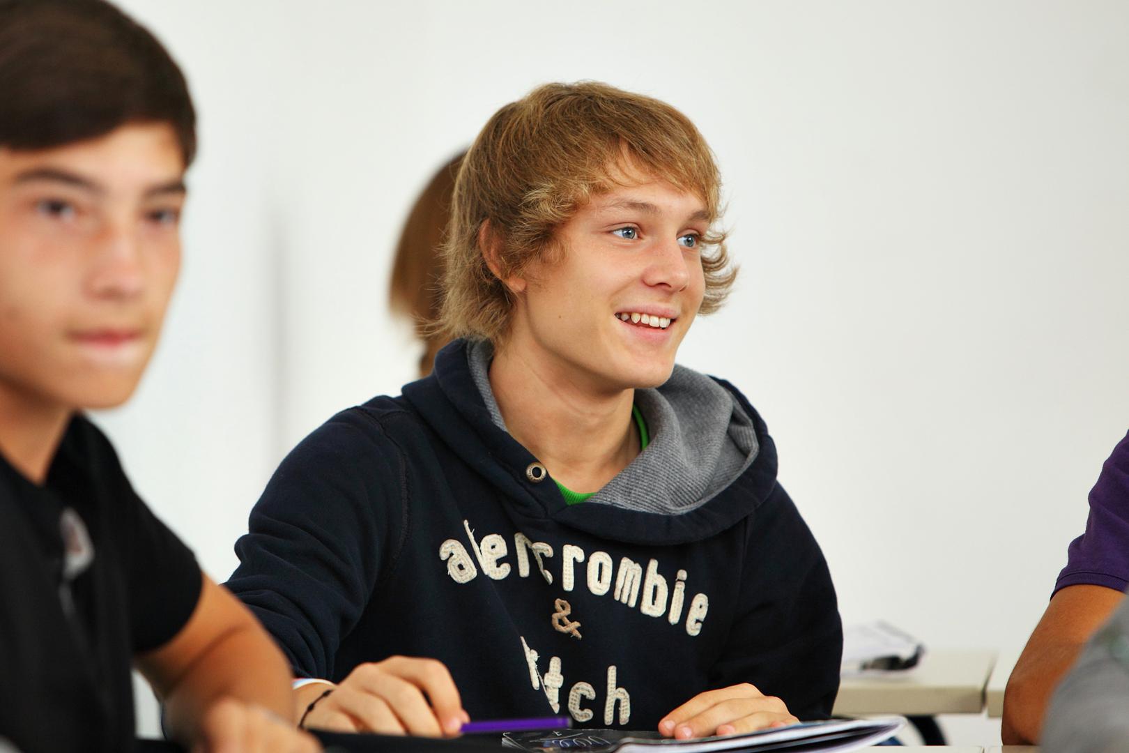 Bio je u brojnim klubovima, a danas ima 29 godina i u nizozemskoj Fortuni pokušava oživjeti karijeru.