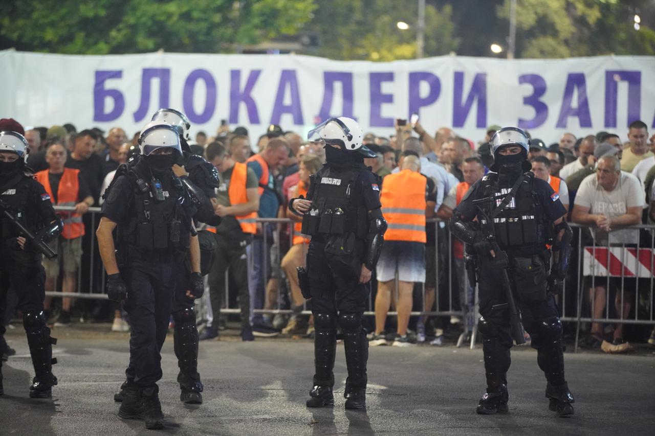 Policijske snage na velikom studenstskom prosvjedu u Beogradu