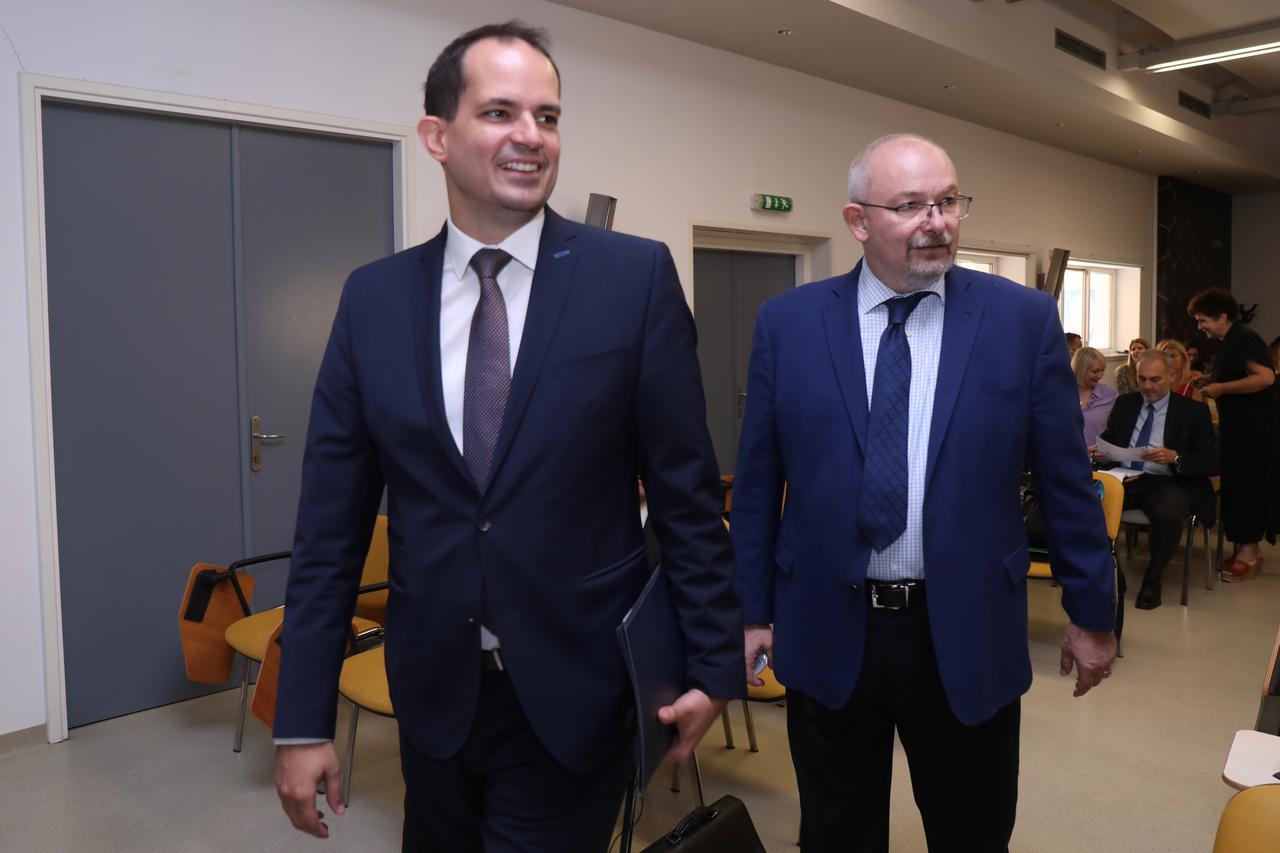 Split: Međunarodna konferencija "Hrvatsko-francuski upravnopravni dani" i panel-rasprava "Važnost javnih službenika"