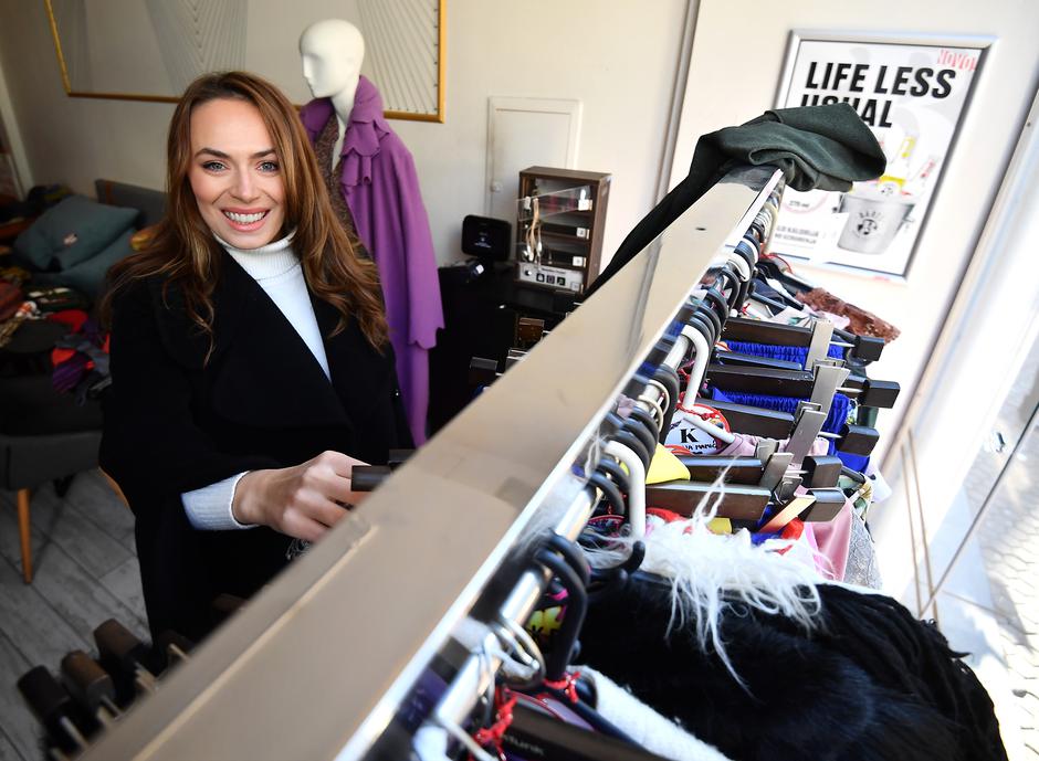 Zagreb: Udruga P.I.N.K. Life organizirala blagdanski modni buvljak