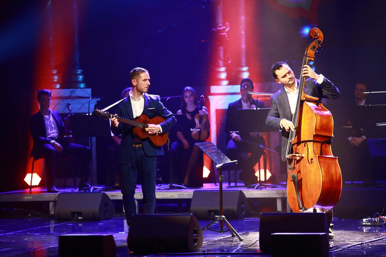 Zagreb: U HNK održan humanitarni koncert Korak u život