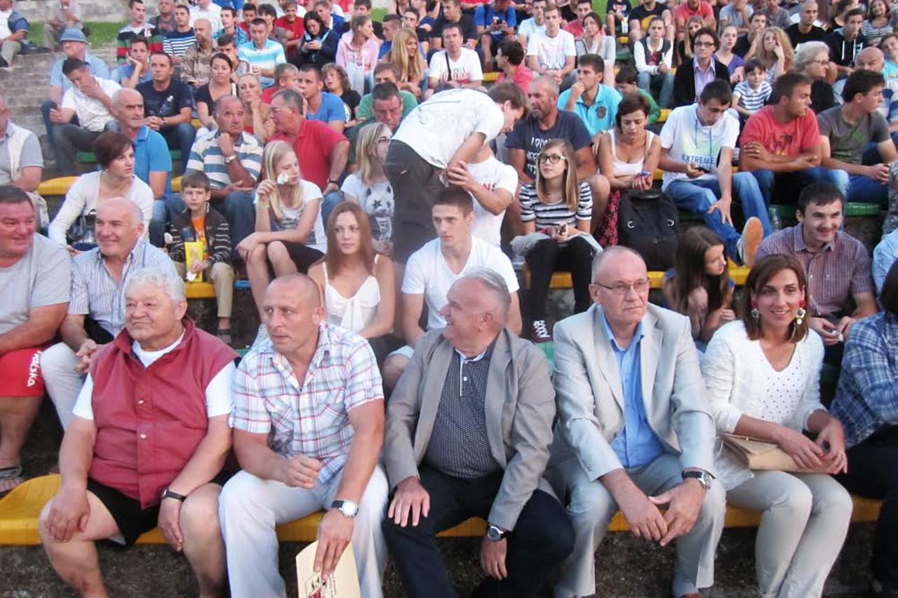 Vlado Lisjak,Petrinja,proslava,hrvanje