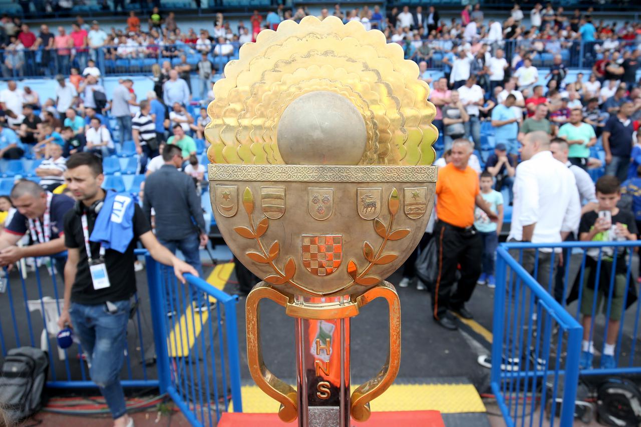 Vinkovci: Trofej koji će pripasti najboljem u Hrvatskom nogometnom kupu