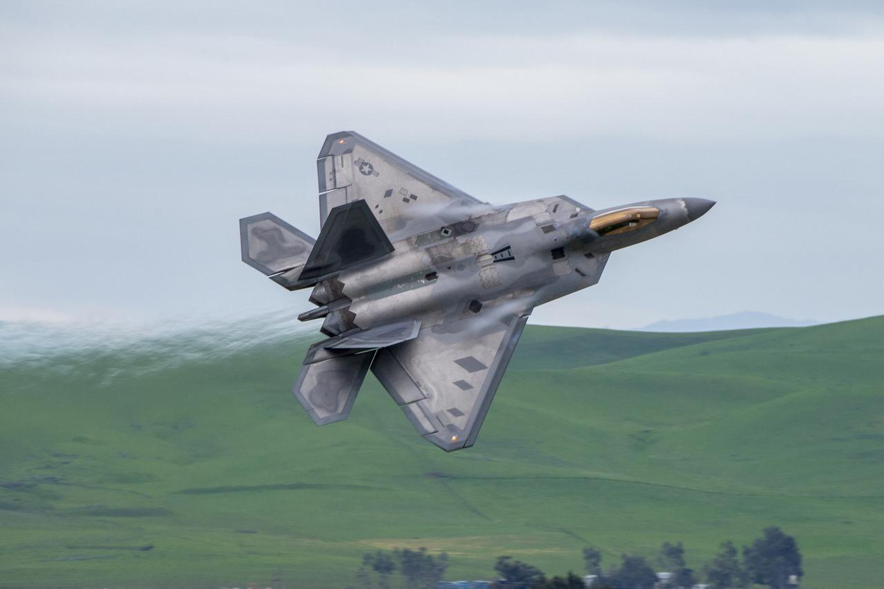 Amerikanci šalju više od 20 borbenih aviona na zapadni Pacifik