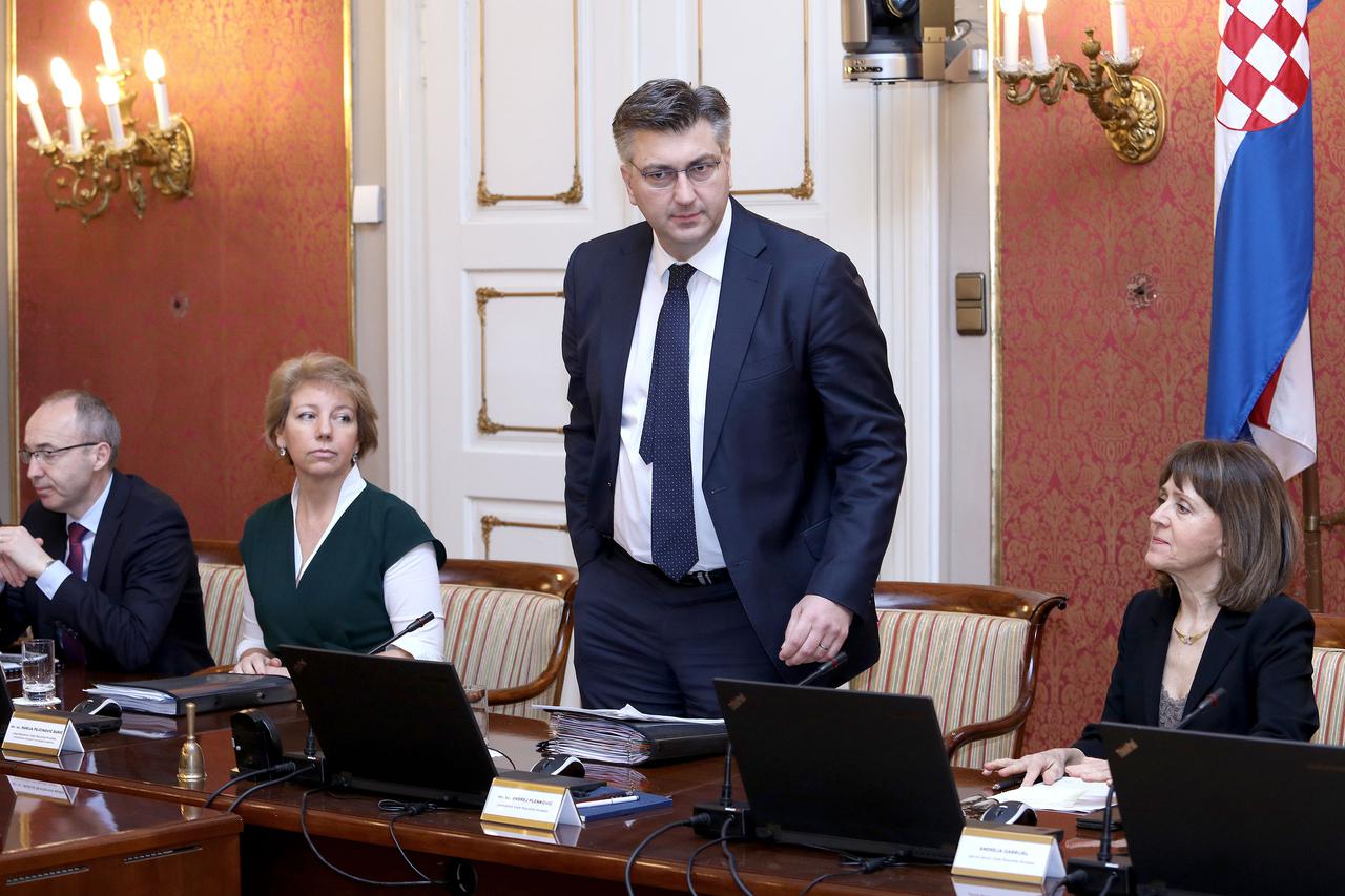 Zagreb: Vlada raspravljala o zbrinjavanju stanovnika Hrvatske Kostajnice