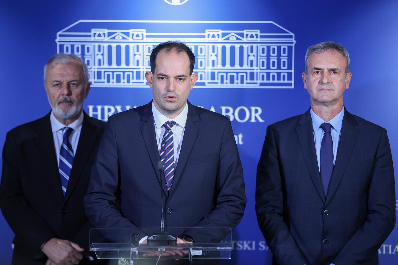 Zagreb: Katičić, Malenica i Sanader obratili se medijima nakon izbora Ustavnih sudaca