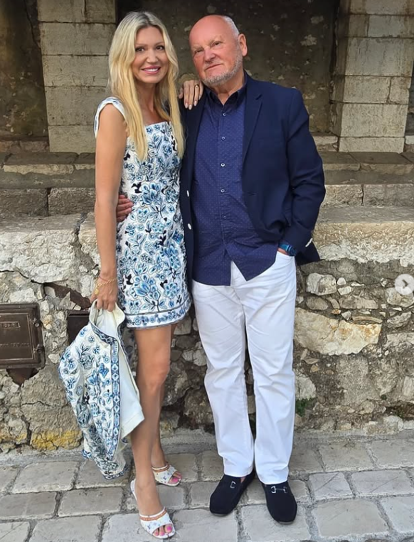 Iako je tek odnedavno aktivna na toj popularnoj platformi, već je zainteresirala javnost objavama koje donose zanimljive trenutke s putovanja, ali i intimnije prizore iz privatnog života.