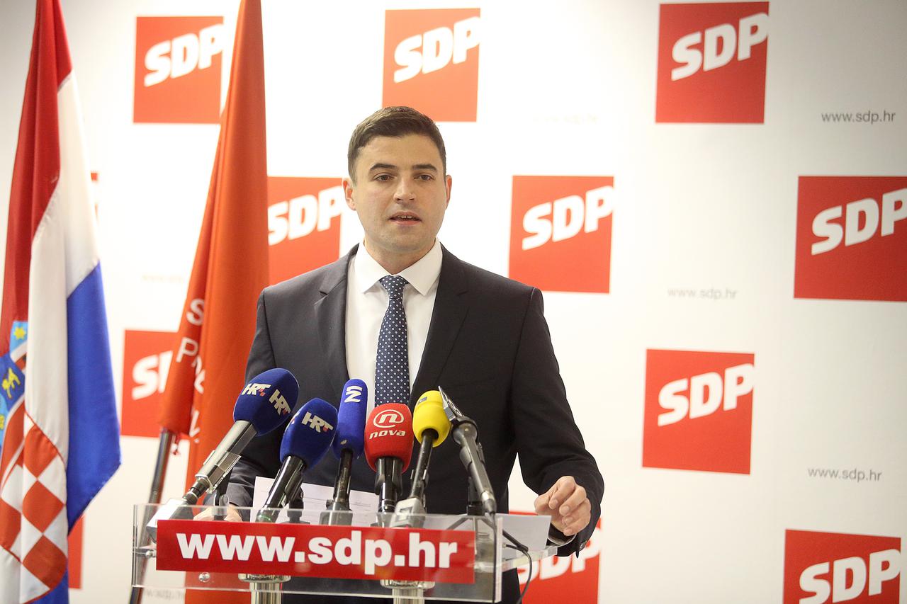 SDP na konferenciji za medije predložio mjere u borbi protiv iseljavanja