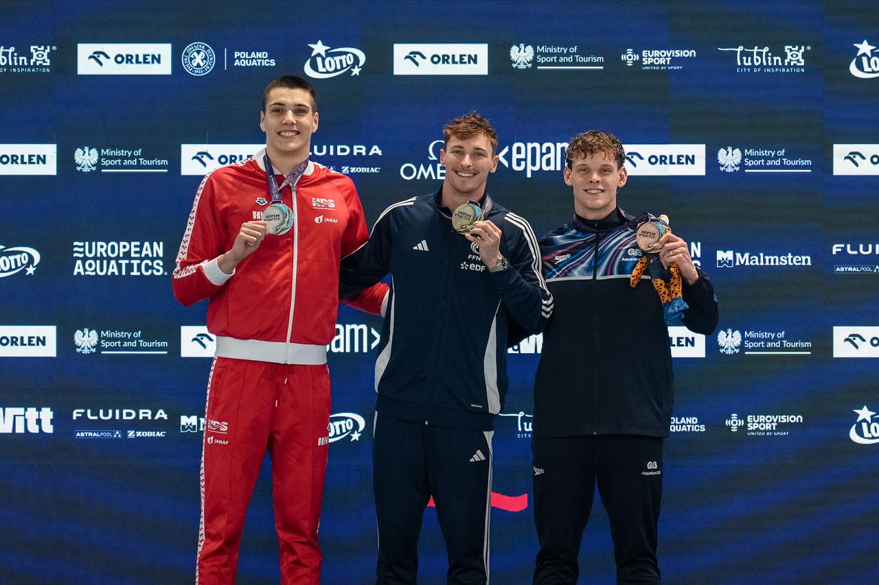 France Wins Medals at European Short Course Swimming Championships - Poland