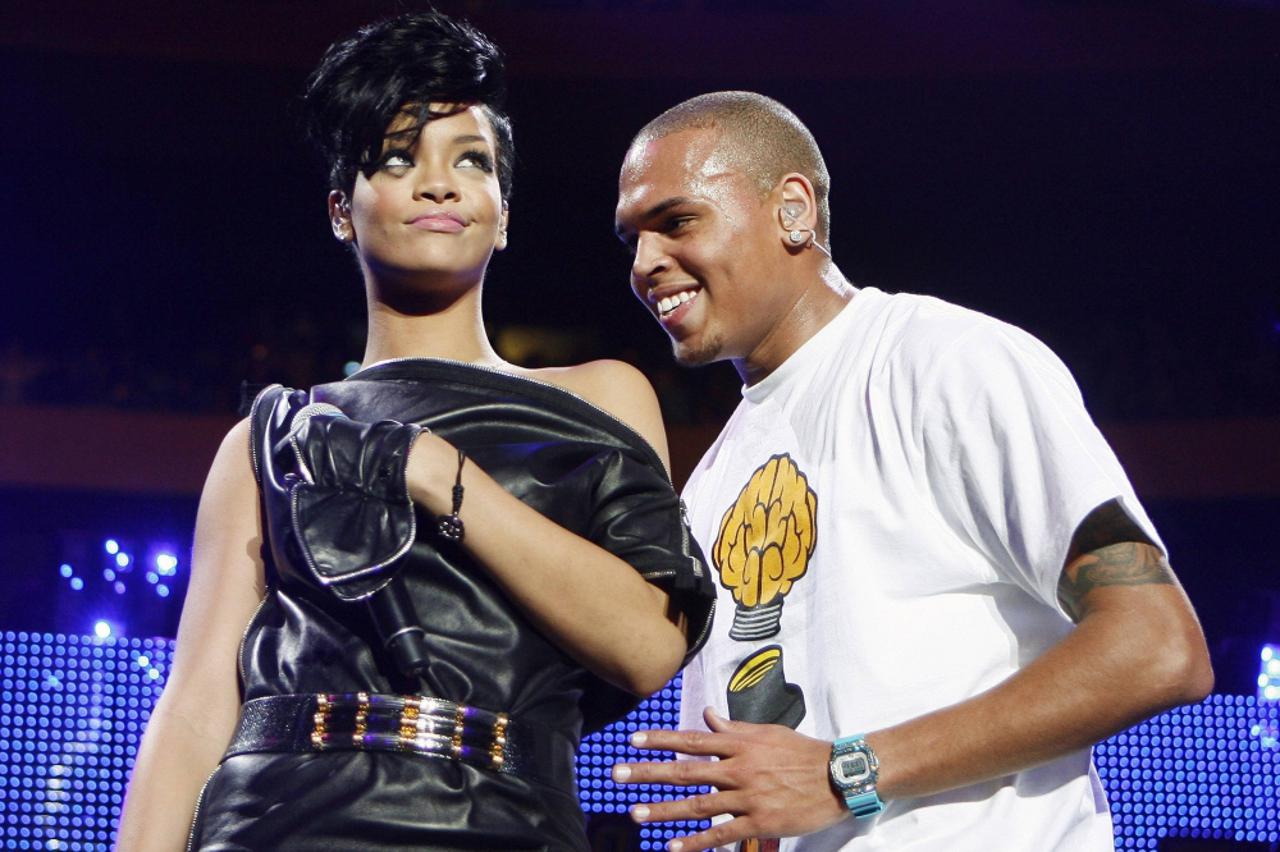 chris rihanna