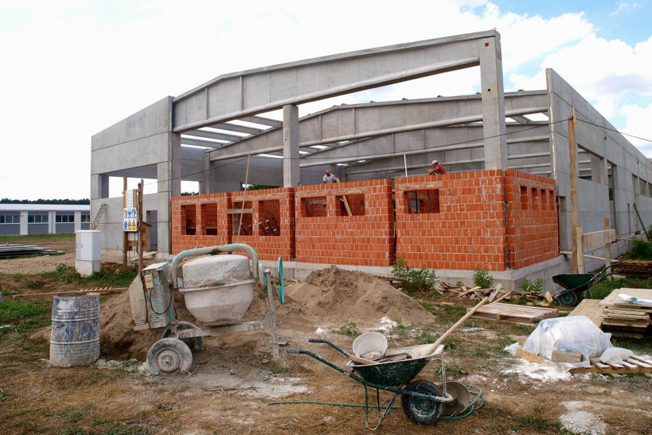 Na području zone već se grade novi pogoni