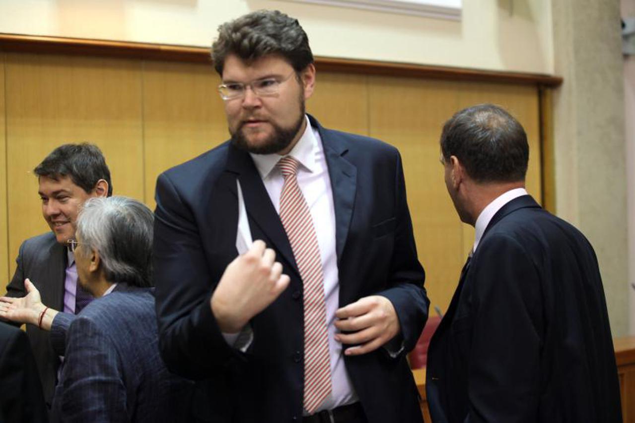 peđa grbin