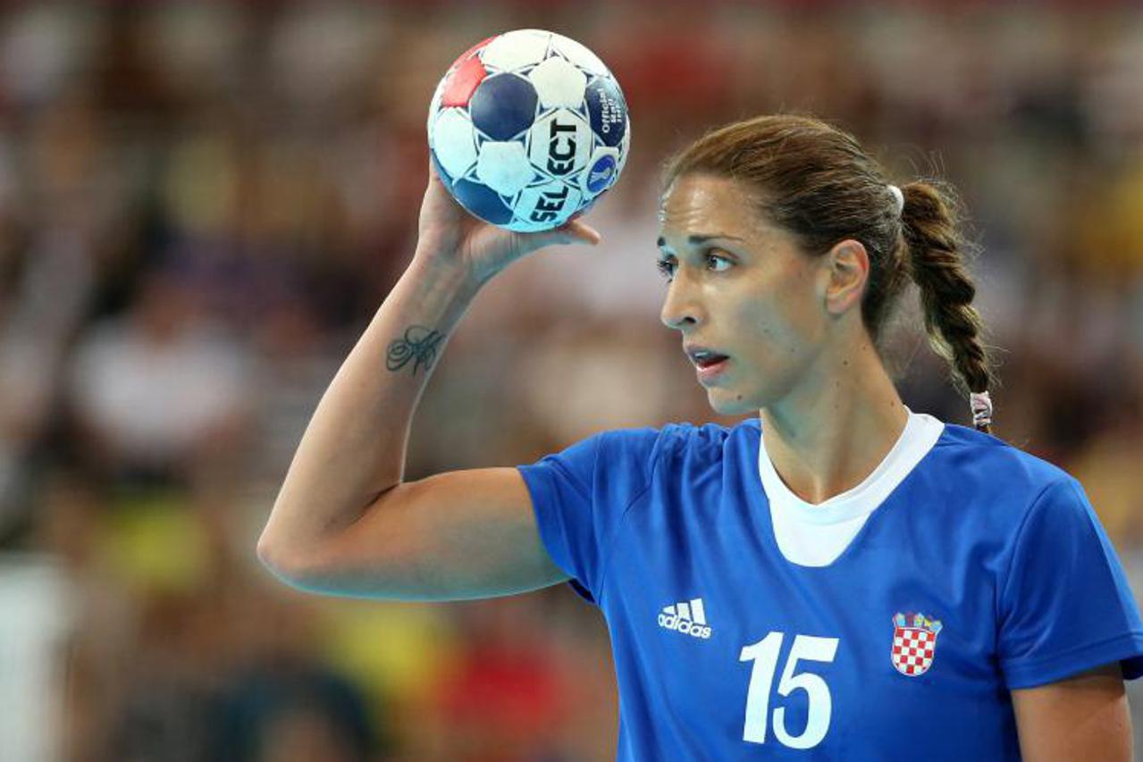 Andrea Penezić
