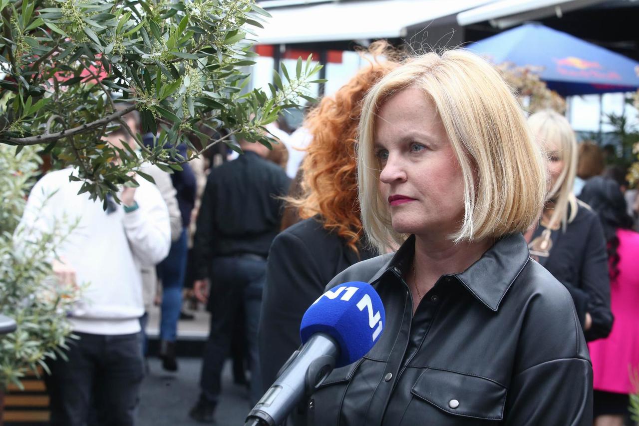 Zagreb: U restoranu Rooftop Lateral održana probna večera bez epidemioloških mjera