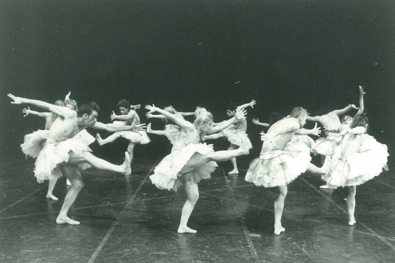 Cirkus Primitif Balet bilboard