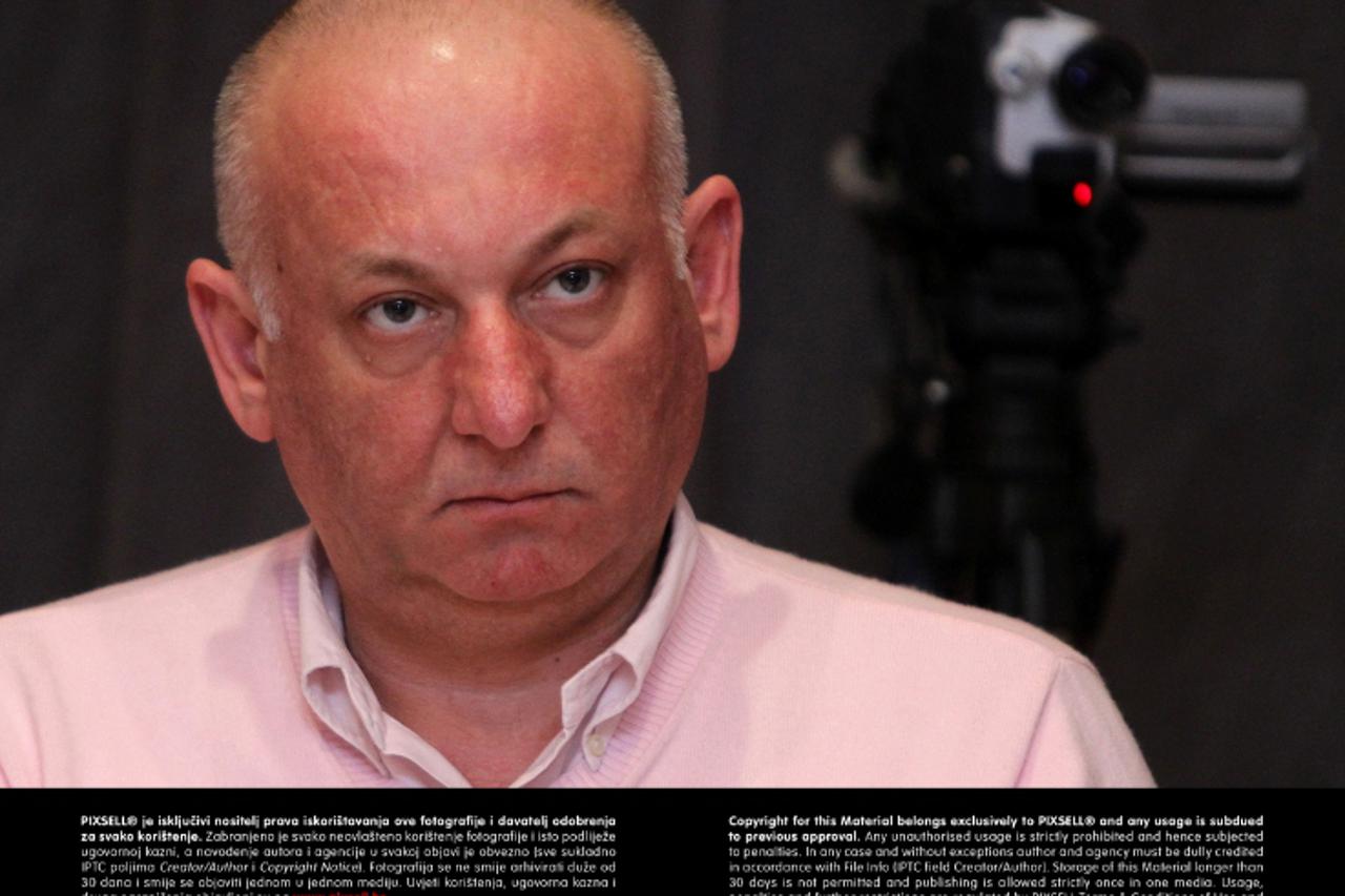 '19.02.2012., Zagreb - Okrugli stol na temu progona, stradanja i statusa zvizdaca kao i drugih prijavitelja korupcije i kriminala u Hrvatskoj i mogucnosti njihove zastite. Denis Latin. Photo: Anto Mag