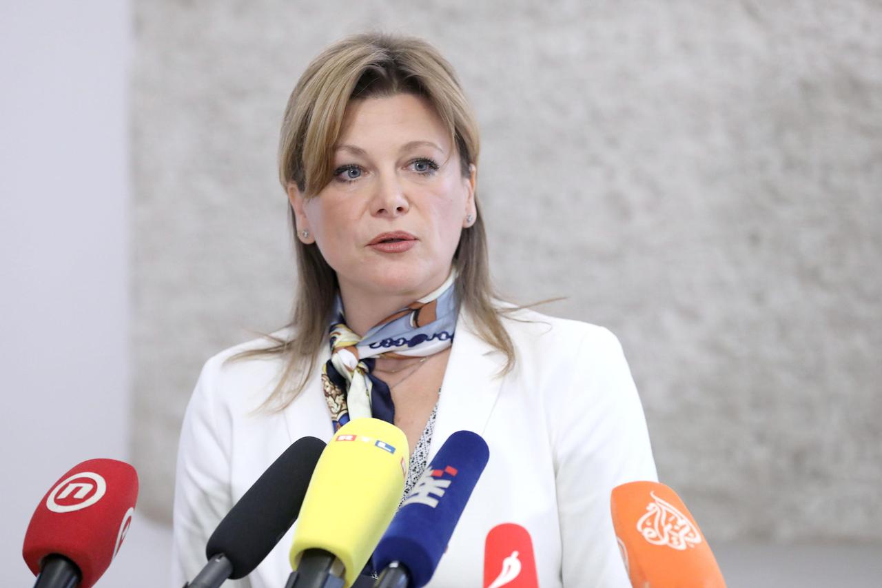 Zagreb: Karolina Vidović Krišto govorila o temi Opoziv ministra Zdravka Marić