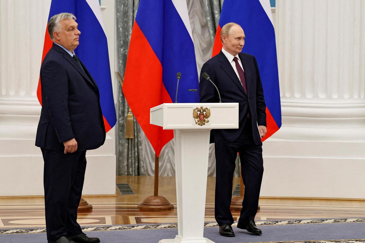 FILE PHOTO: Hungary's Prime Minister Orban and Russia's President Putin attend a press conference in Moscow