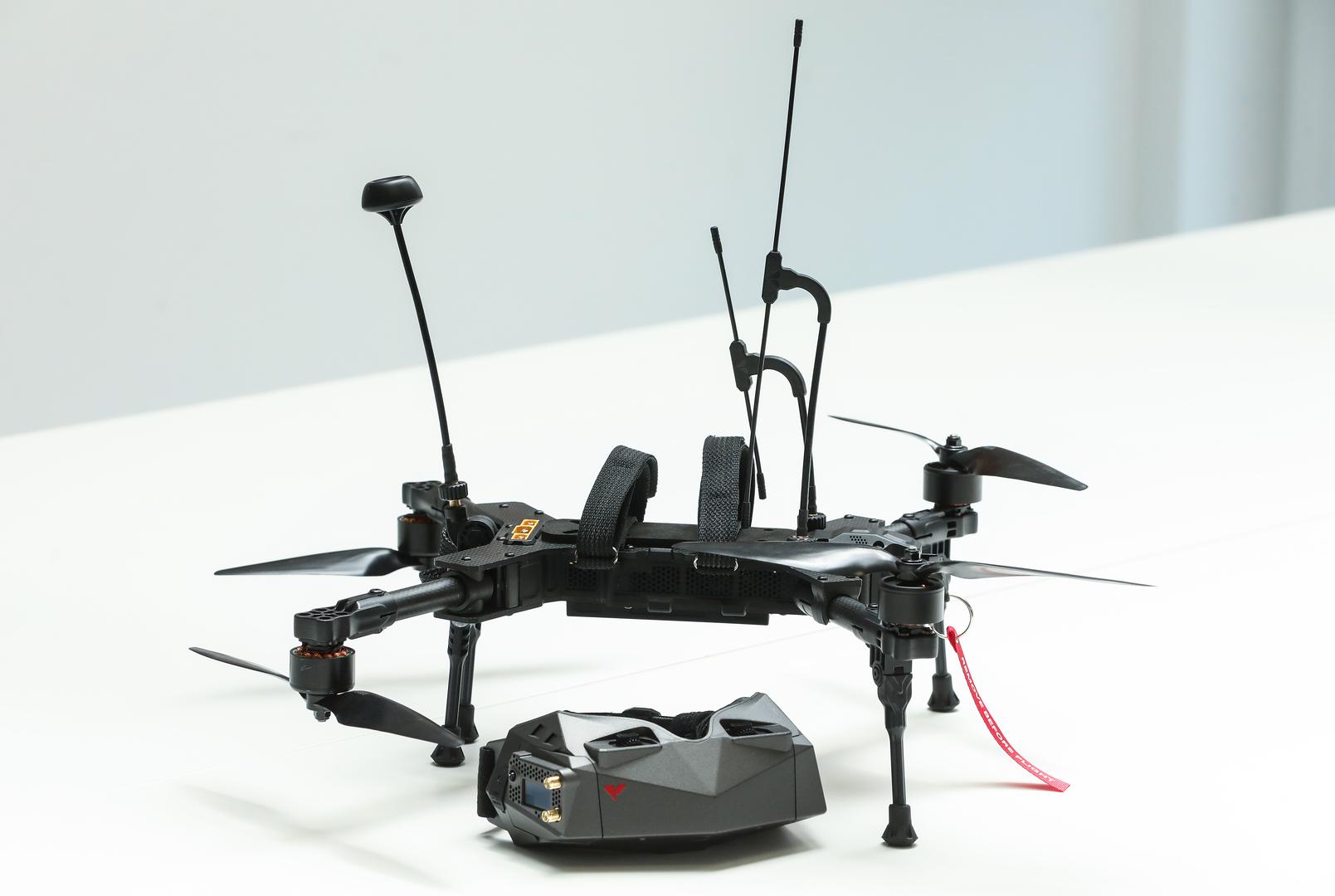 Proizvod je potpuno očišćen od, u vojnoj industriji EU i NATO-a, neželjenih kineskih komponenti