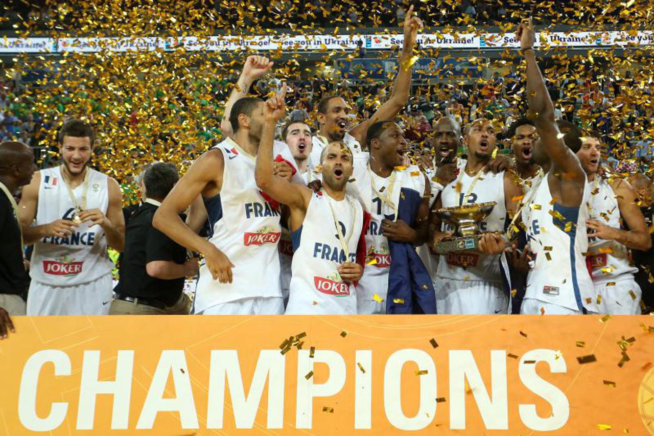 Francuzi slavlje (1)