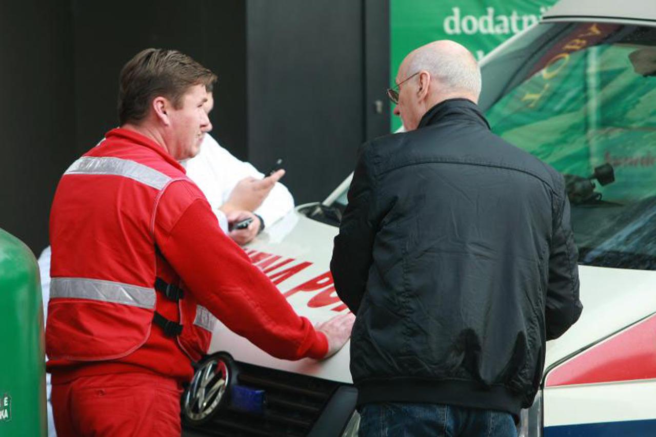 sudar auta i hitne (1)