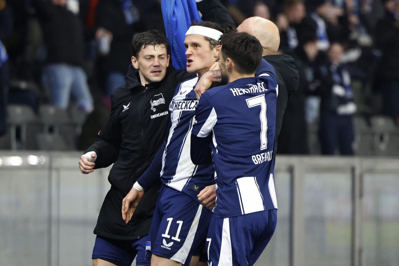 DFB Cup - Quarter Final - Hertha Berlin v SC Freiburg