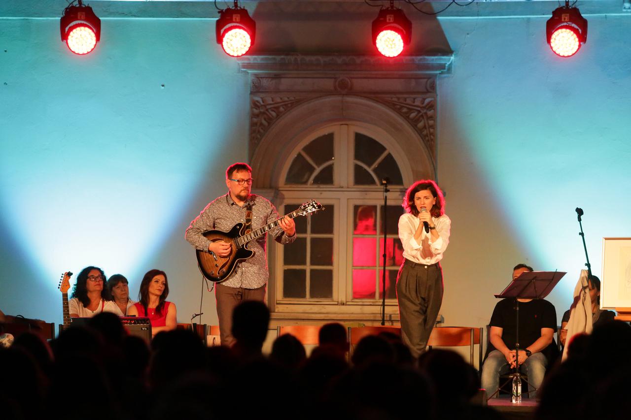 Zagreb: Koncert Maje Posavec u Klovićevim dvorima u sklopu Večeri na Griču