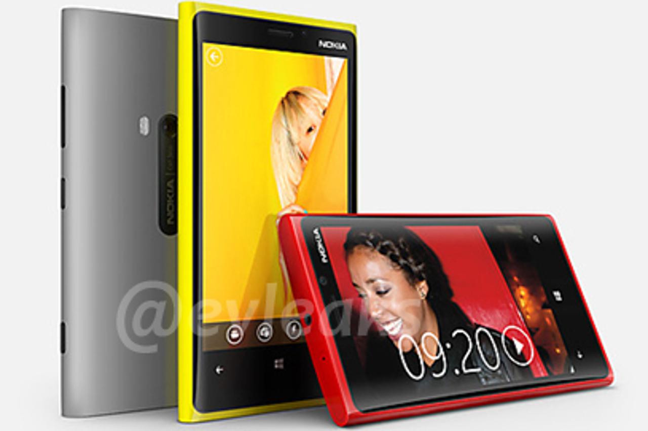 nokia lumia 920,nokia lumia 820 (1)