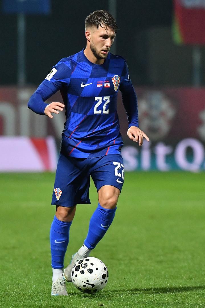 Marco Pašalić, za razliku od svih navedenih, ima karijeru iza sebe koju može i potvrditi. Jedno je vrijeme radio na baušteli.