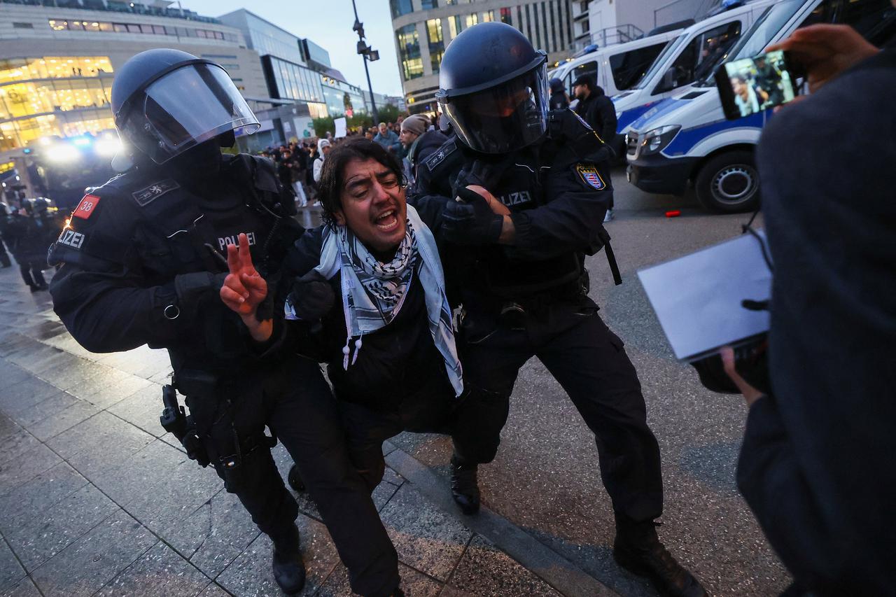 Protest during the ongoing conflict between Israel and the Palestinian Islamist group Hamas, in Frankfurt