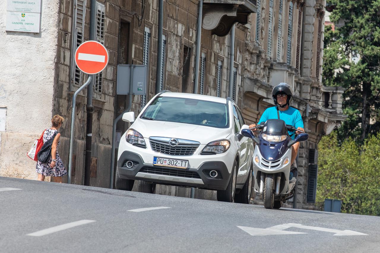 Najbolja prijevozna sredstva tijekom ljeta su ona na dva kotača - s motorom ili bez
