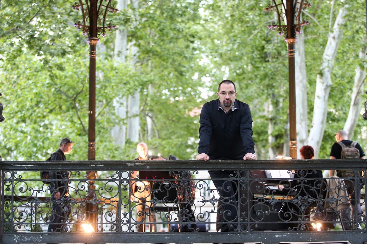 Zagreb: Prvi koncert HNK na otvorenom, na Zrinjevcu nastupili Lana Kos i Ljubomir Puškarić