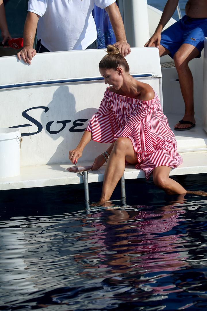 Bojana je odmah očistila ribe koje su kasnije bile slasni ručak.